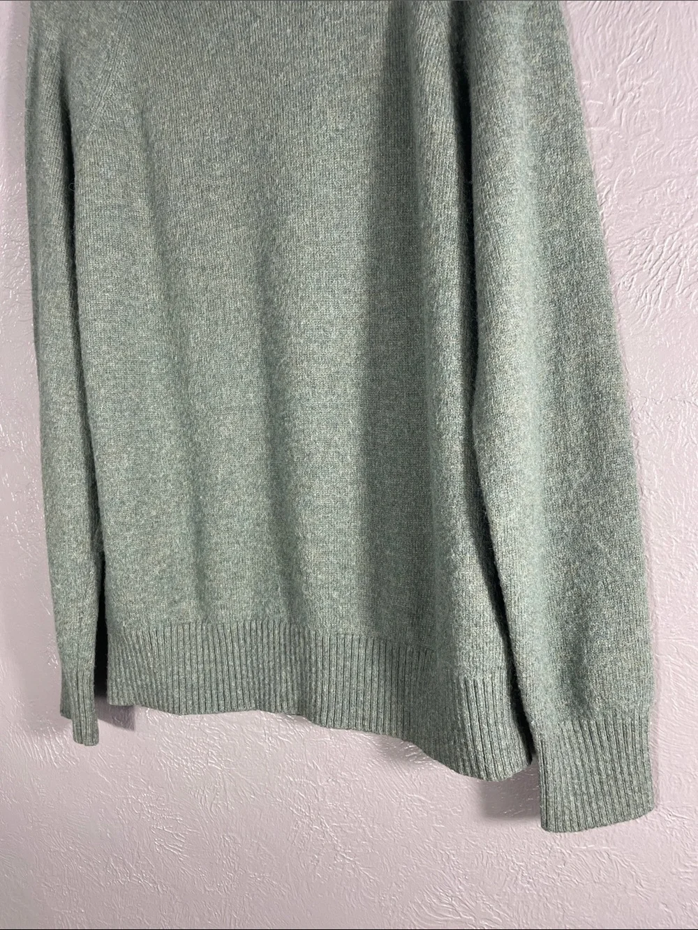 J Crew Sweater Mens M Sage Green Lambswool Blend Crewneck Pullover Knit